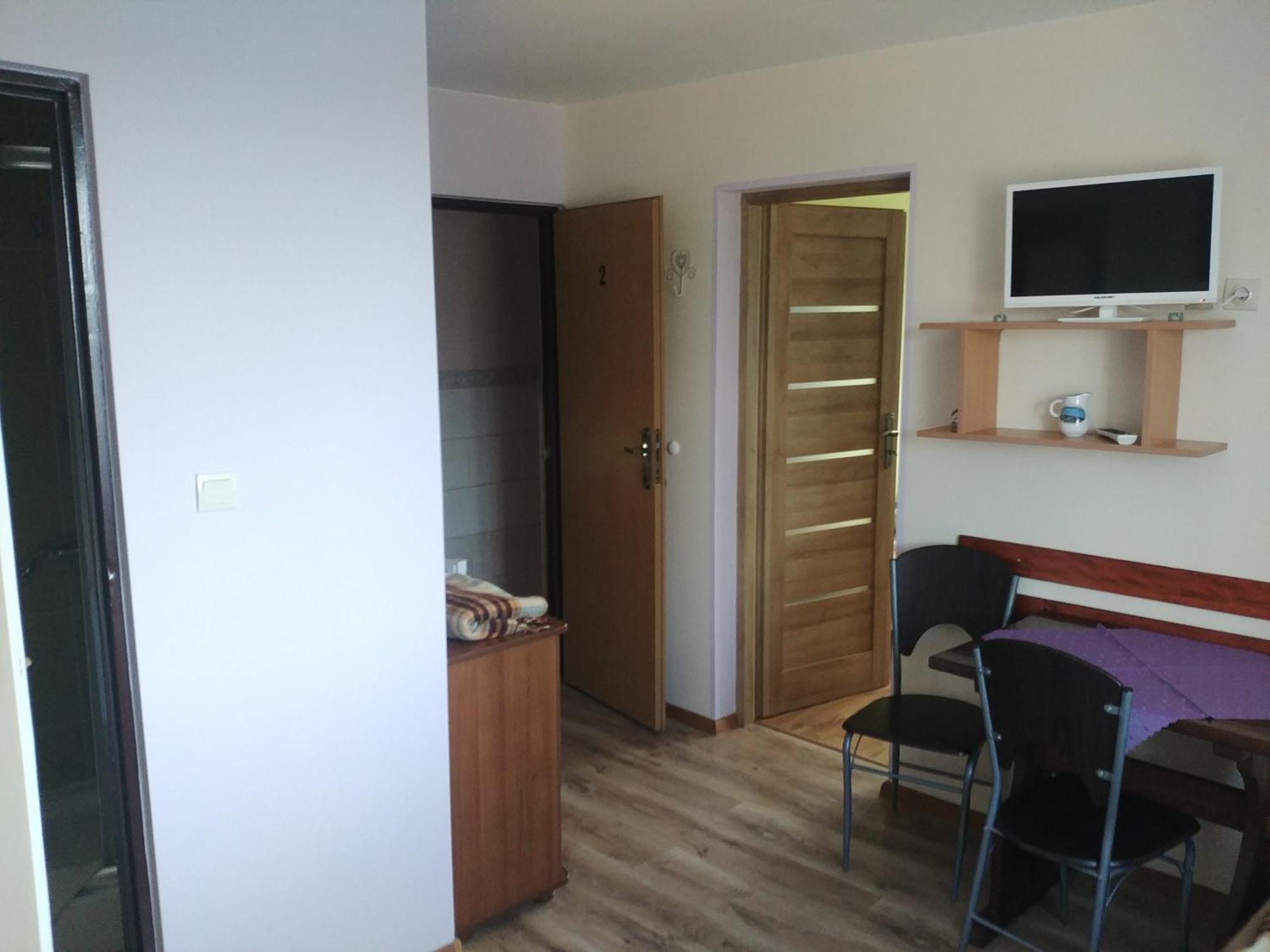 Dom Goscinny Ewa - Noclegi W Polanczyku Exterior foto
